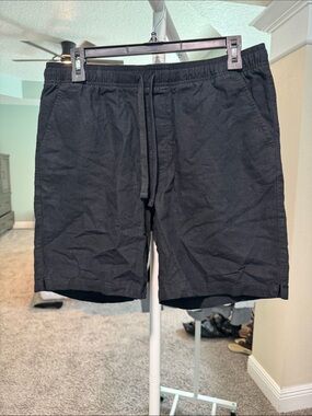 Men's Black Drawstring Linen-Blend Shorts